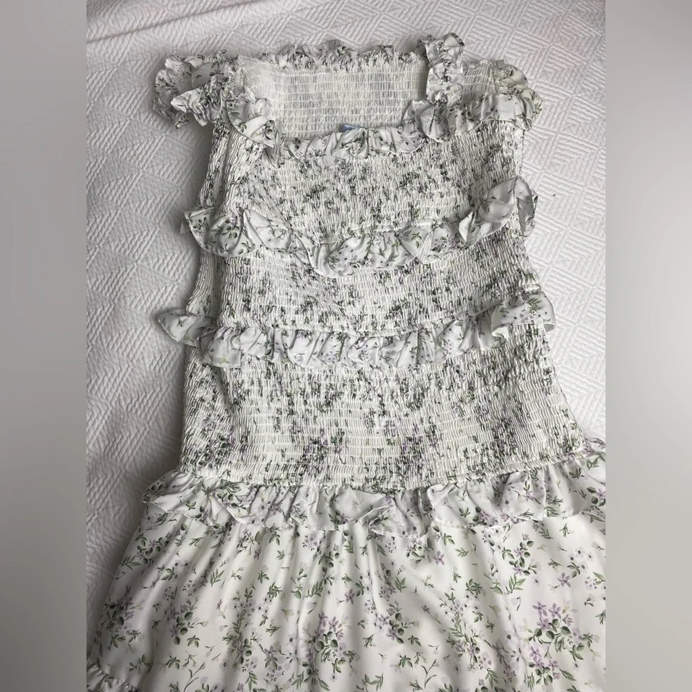 Antonio Melani Smocked Floral Ruffle Tiered Dress. Size 10 - Picture 5 of 9